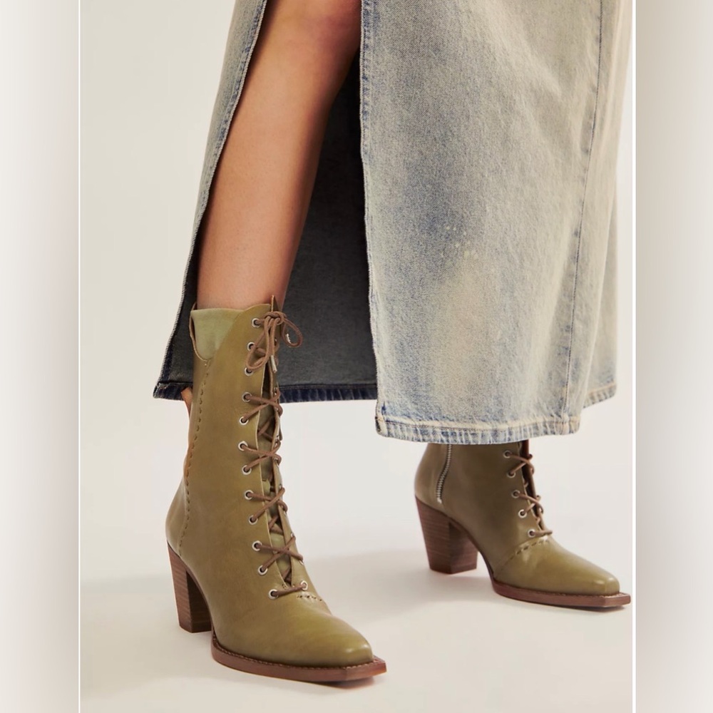 Free People We the Free size 6 Canyon Lace Up Booties New without box